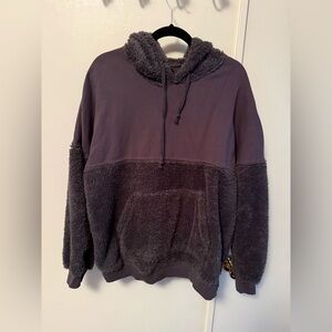 Cosmopolitan Las Vegas Fleece Hoodie Sweater